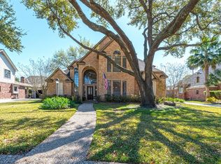 17115 Post Oak Holw, Spring, TX 77379