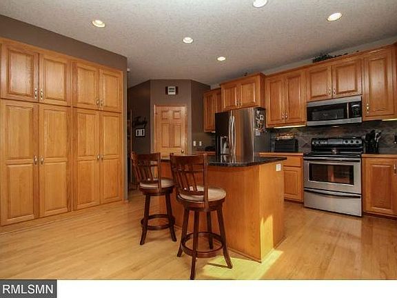 3rd image of 3552 145th Ave NE