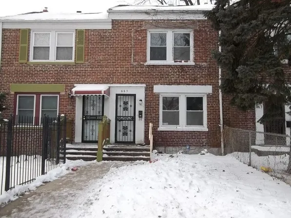 665 E 105th St, Chicago, IL 60628