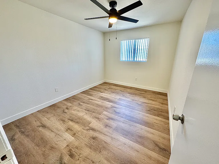6714 Troost Ave #O — Photo 16