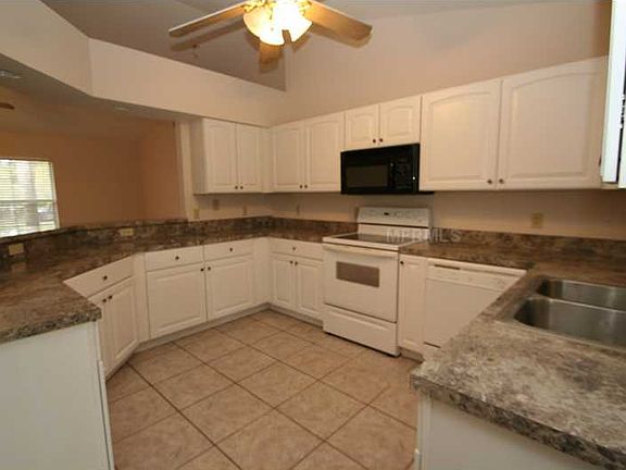 4th image of 6400 Bennett Ct