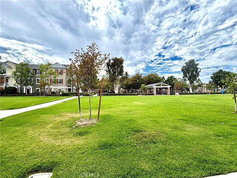 15205 Calverton Way — Photo 24