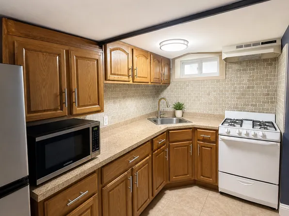 (undisclosed Address), Queens Village, NY 11427