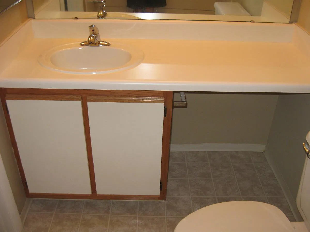 1 bed, 120 sqft, $835 — Photo 3