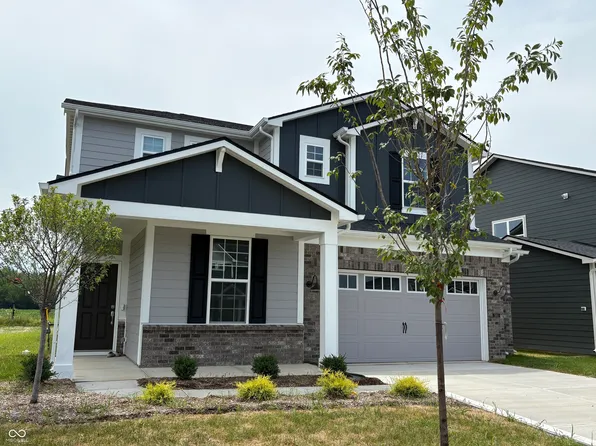 5811 Summertree Pl, Whitestown, IN 46075