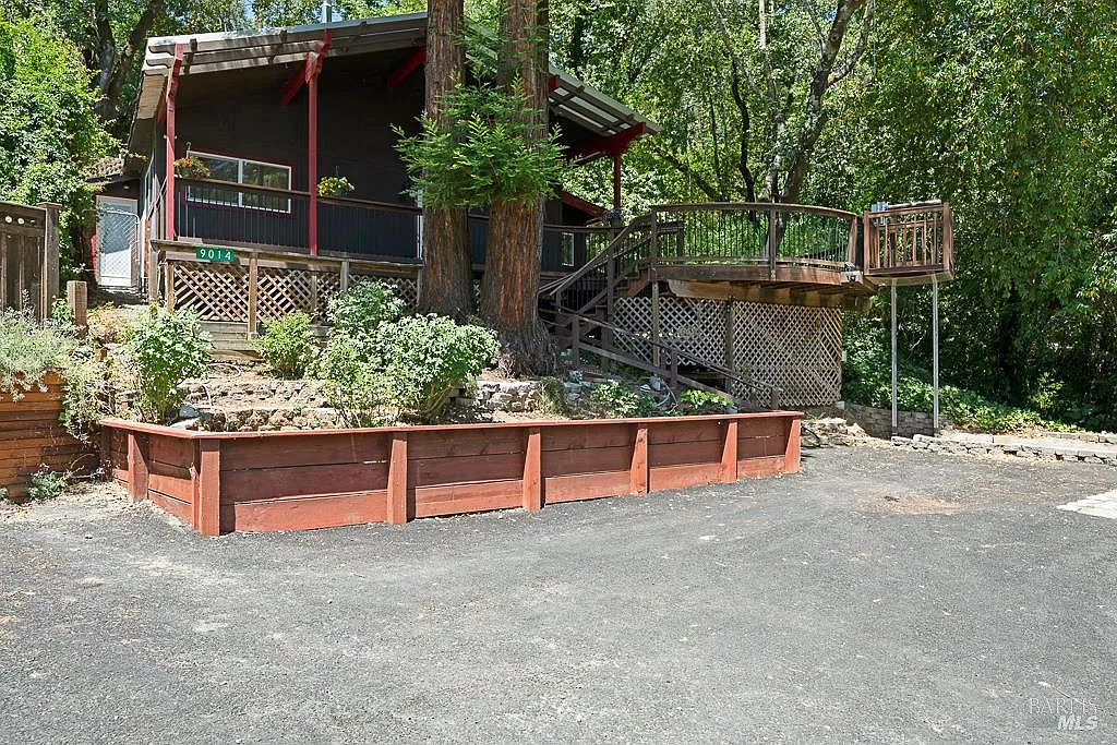 9014 Argonne Way - Photo 2