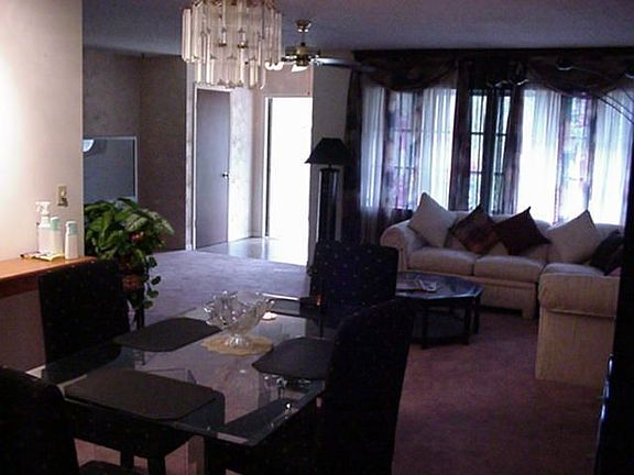 3rd image of 4118 24th Ave W