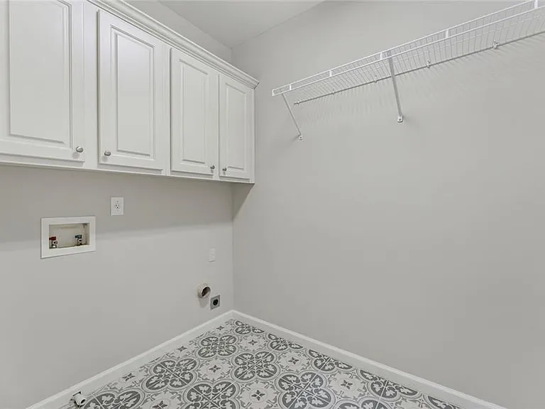7508 Portbury Park Ln — Photo 30