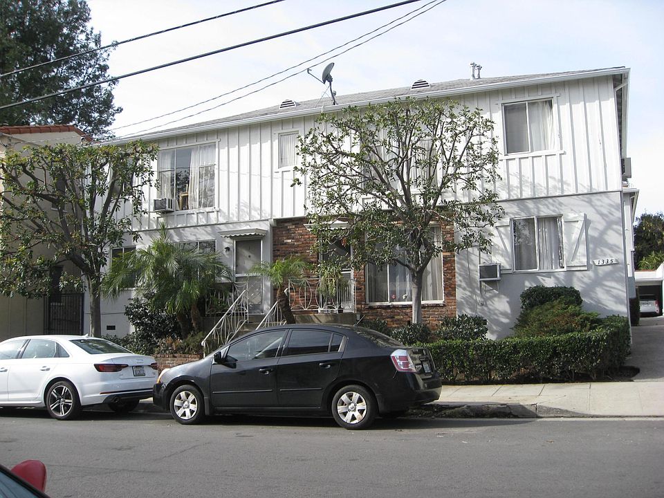 1st image of 1335 N Vista St #4