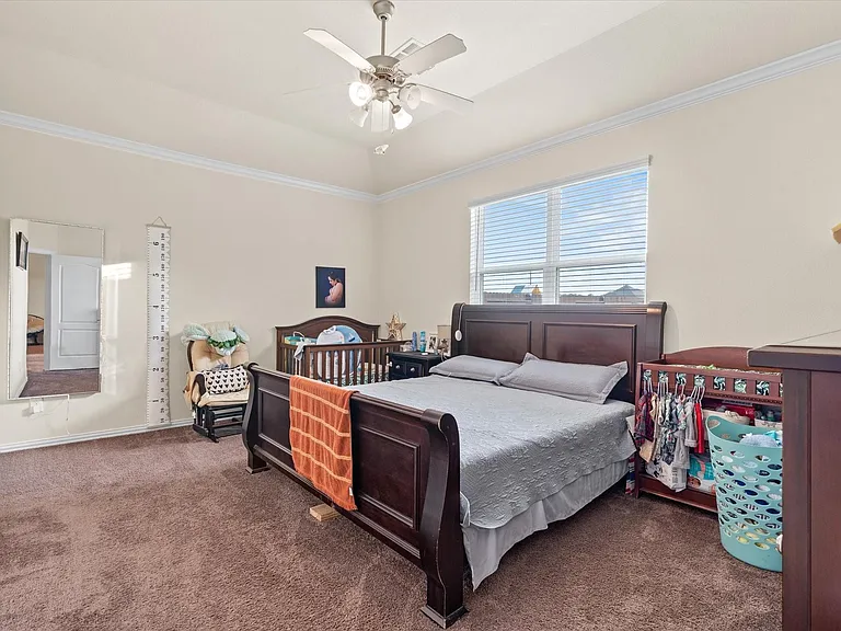 7911 Wood Hollow Dr — Photo 6