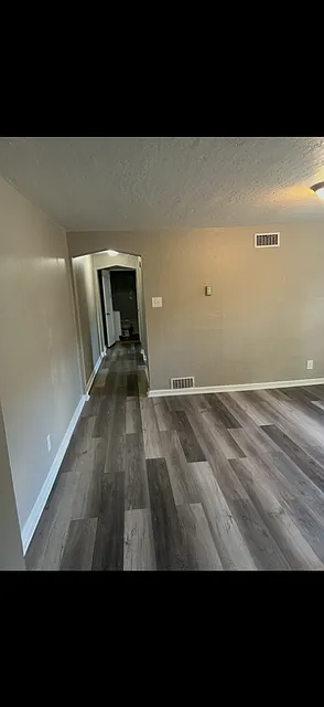 851-857 McClain Road - 857 — Photo 3