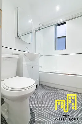 Rented by The Syper Group | media 7