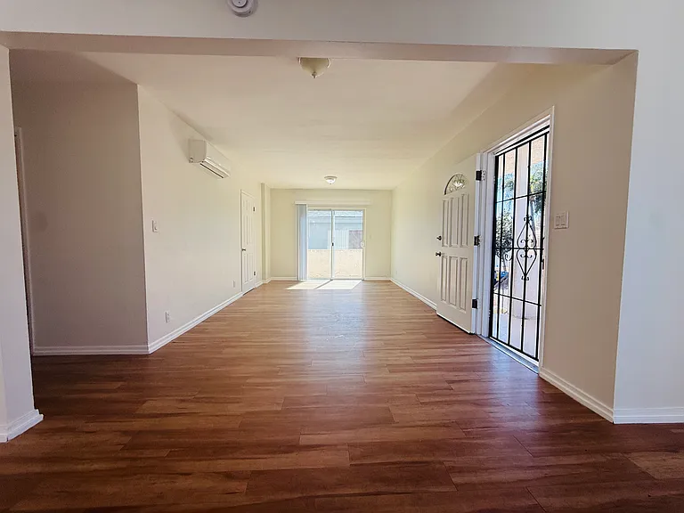 818 S Shenandoah St — Photo 6