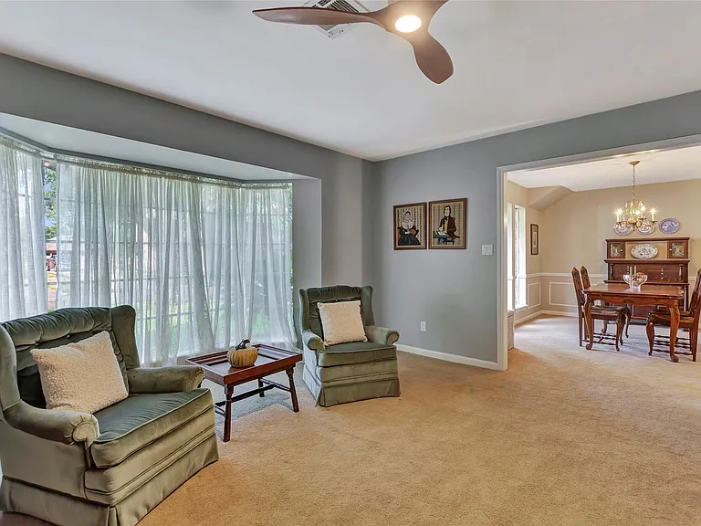 18623 Prince William Ln — Photo 5