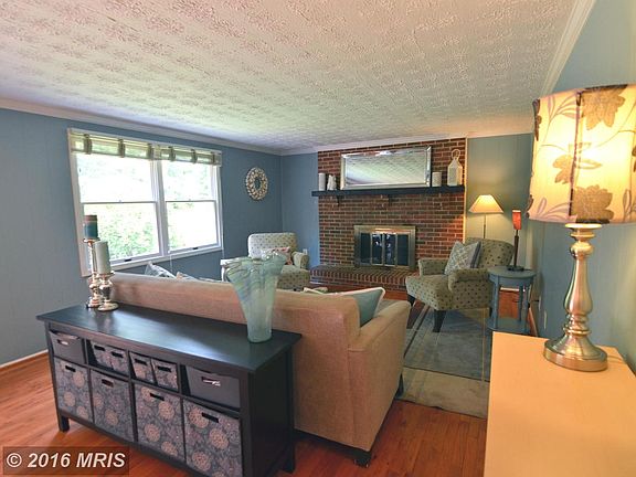5th image of 13008 Farthingale Dr