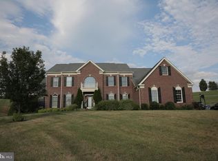 17488 Tobermory Pl, Leesburg, VA 20175