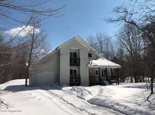 248 Overland Dr, Long Pond, PA 18334