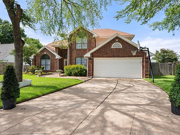 2nd image of 4313 Kenwood Dr