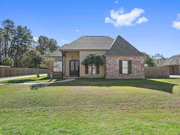 13356 Sunny Ln, Walker, LA 70785