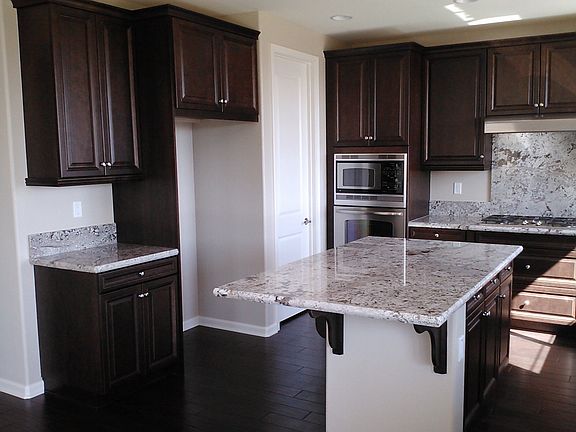 3rd image of 6735 Golden Glen Ln