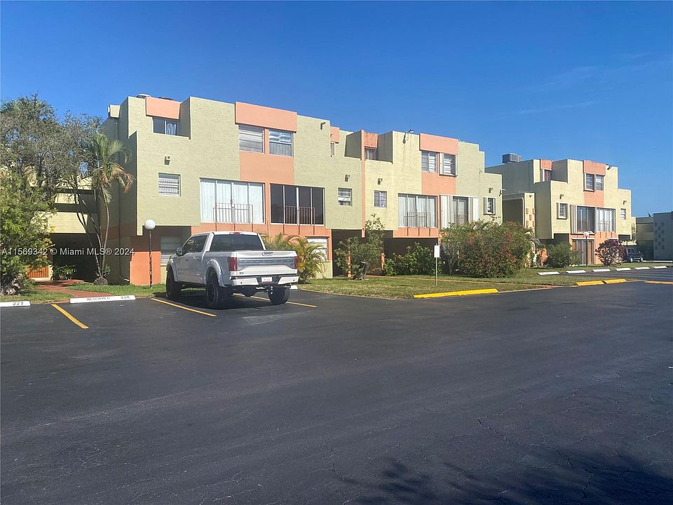 1st image of 9390 W Flagler St APT 221B