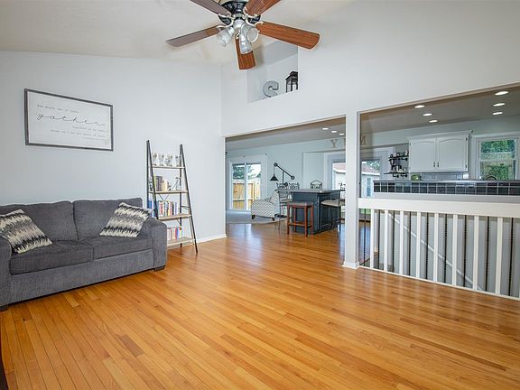 5th image of 6074 Lothian Ct