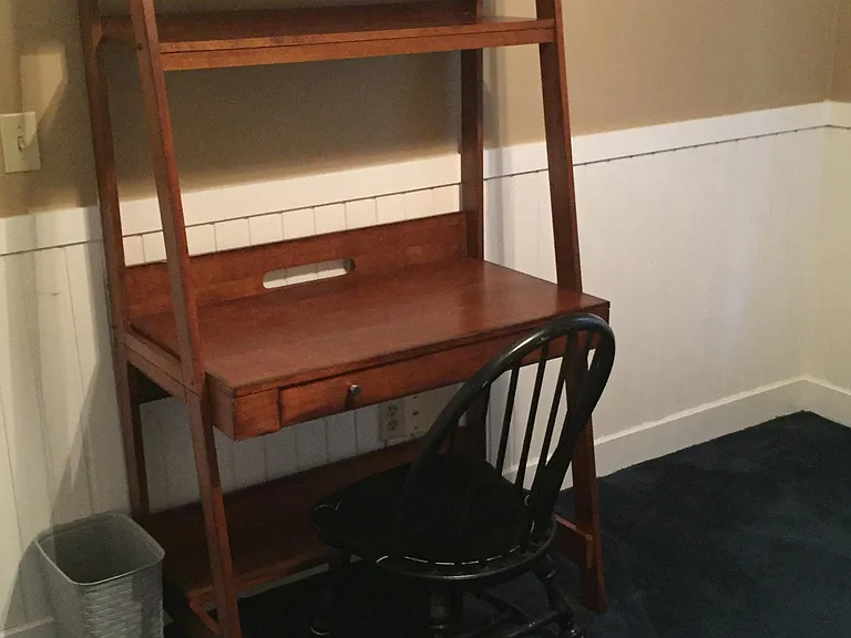 Desk in the third bedroom.