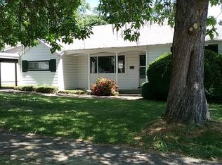 437 NE Flint St, Grants Pass, OR 97526