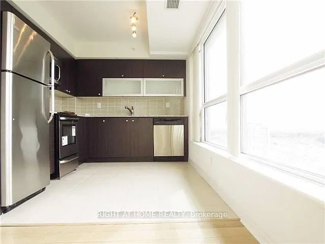 275 Yorkland Rd #1502 — Photo 7