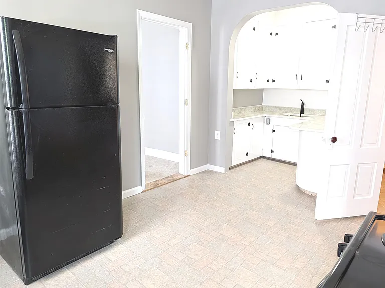 685 Massabesic St #2 — Photo 1