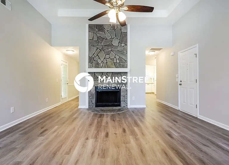 2145 Michael Ct — Photo 3