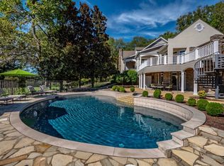 3918 Indian Hills Rd, Columbia, TN 38401