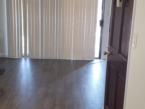 3rd image of 31 Thomas Ave
