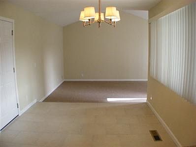 5th image of 104 Cashew Blossom Dr