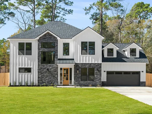 311 McDaniel Dr, Magnolia, TX 77354