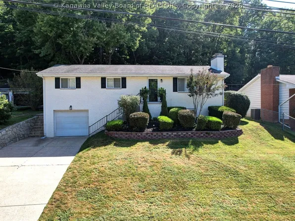 1218 Paula Rd, Charleston, WV 25314