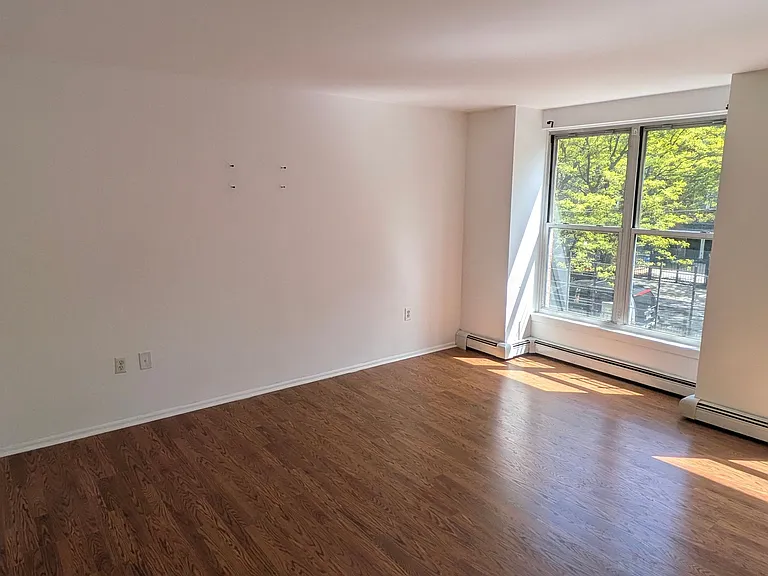 2103 Dean St #1 — Photo 2