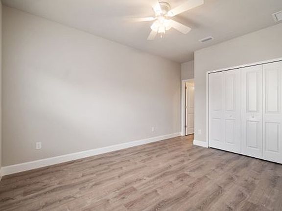 4th image of 622 NW 3rd Ave Unit B
