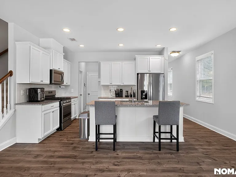 2560 Centennial Cv — Photo 12