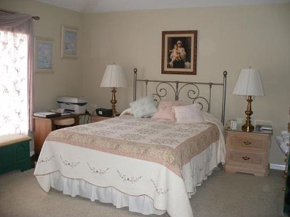 5th image of 2045 Grantham Greens Dr