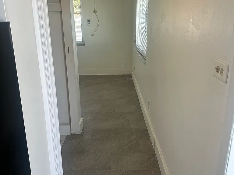 4100 SW 115th Ave — Photo 6