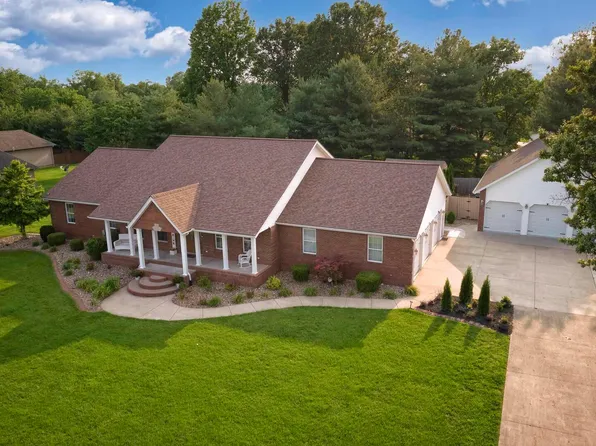 7 Quail Dr, Herrin, IL 62948