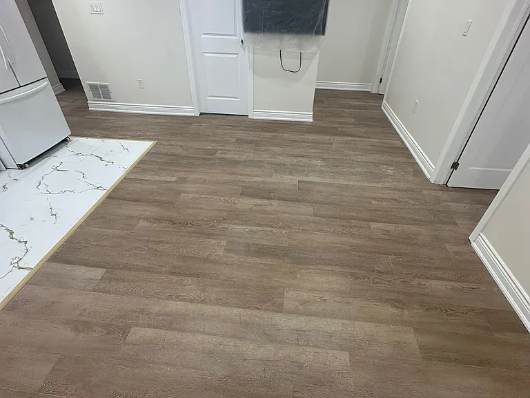 138 Sutherland Ave — Photo 5