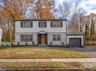 717 Sunset Dr, Somerdale, NJ 08083