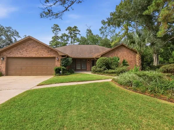 6870 Shanahan Dr, Beaumont, TX 77706