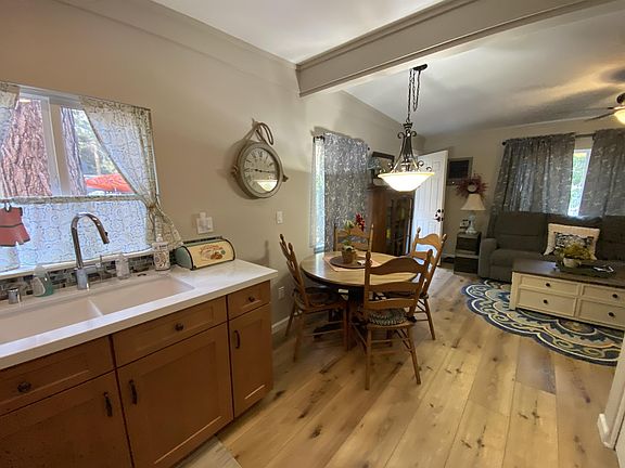 4th image of 2530 Elwood Ave #2