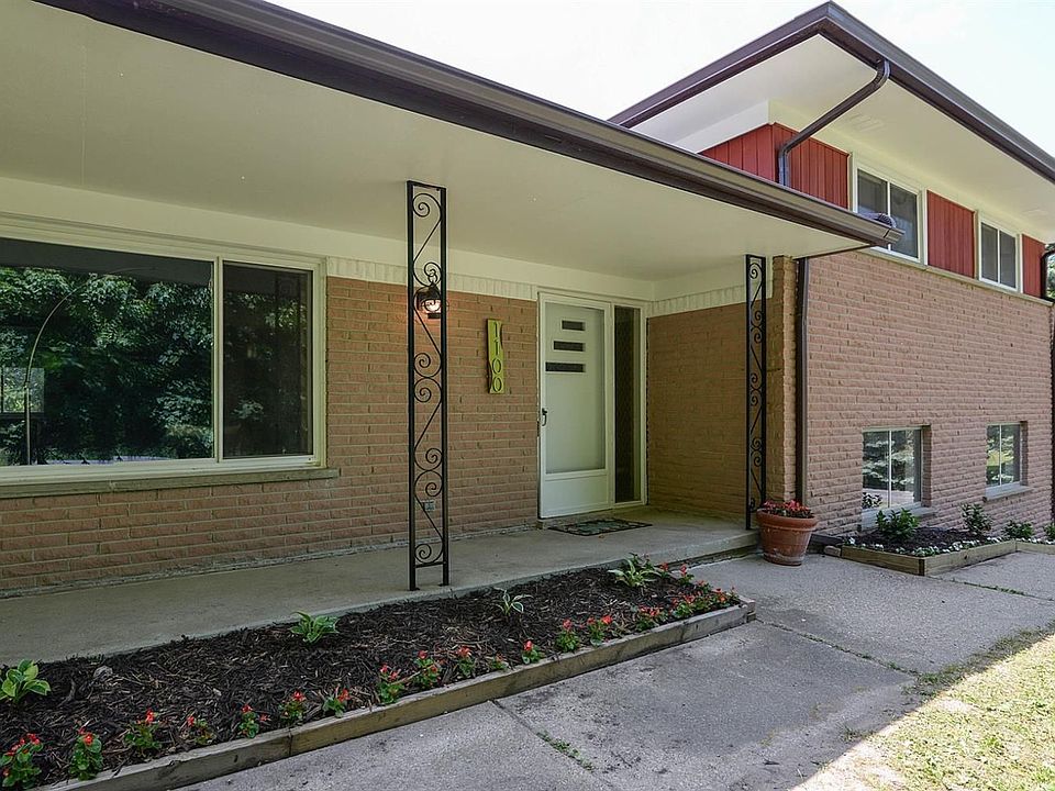 1st image of 1100 Bandera Dr
