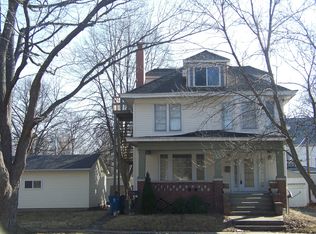 1024 S Walnut St, Springfield, IL 62704