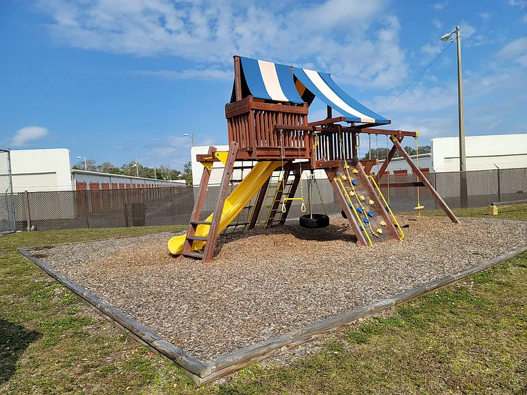 4020 Cortez Dr #C — Photo 16
