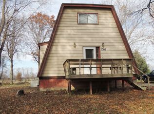 1305 Lake Point Dr, Greenville, IL 62246
